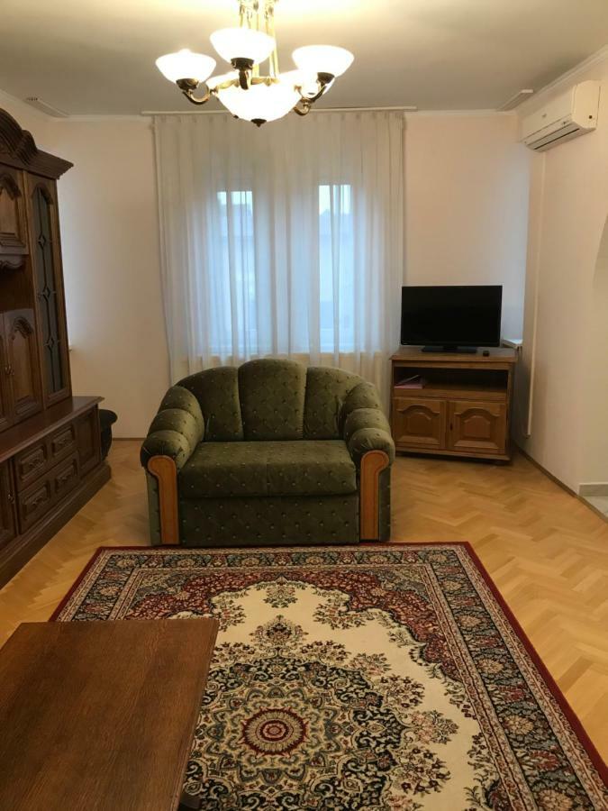 Gabor Pal 1 Apartman 2 Szoba Dunafoldvar Ngoại thất bức ảnh